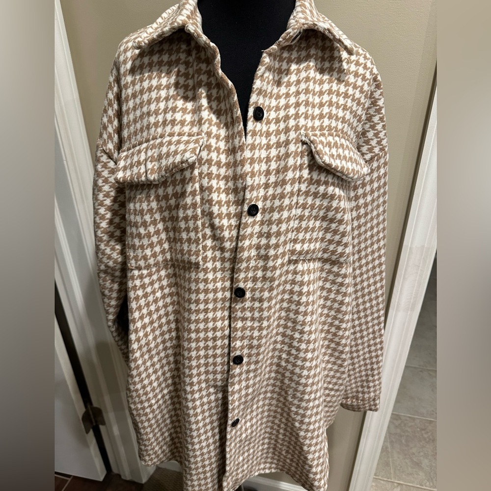 Brown Houndstooth Shacket